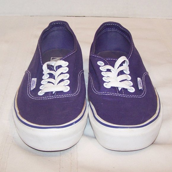 VAN'S UNISEX CLASSIC PURPLE CANVAS SNEAKERS S3604 - Picture 1 of 9